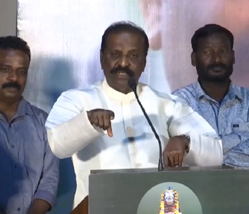 "எனது பாட்டு படத்தின் தலைப்பு...நான் கேட்கப்பதில்லை...."- இளையராஜாவைச் சீண்டிய கவிஞர் வைரமுத்து!